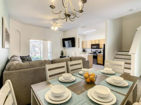 Beautiful Townhome Old Town